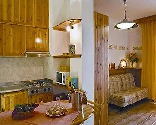 Villaggio L'olivara トロペーア