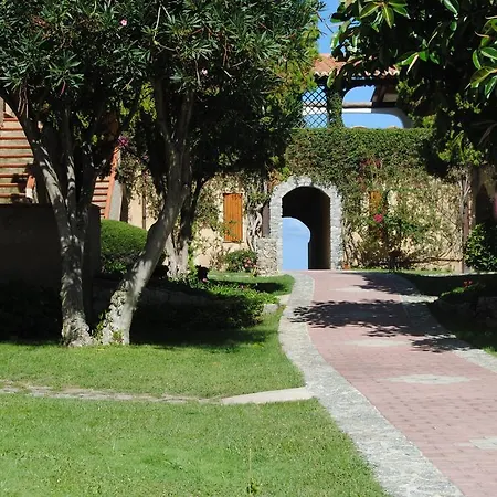 Villaggio L'olivara リゾート 3*