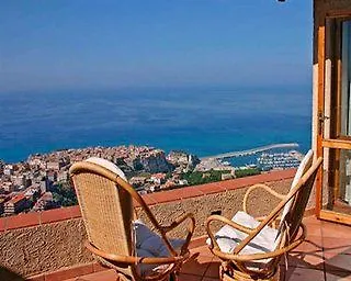 Üdülőközpont Villaggio L'olivara Tropea