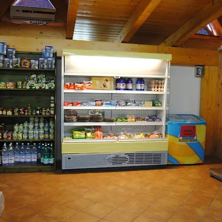 Villaggio L'olivara 3* トロペーア