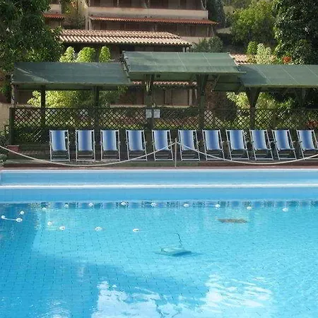 Villaggio L'olivara 3*