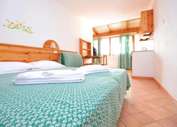 Resort Villaggio L'olivara 3*