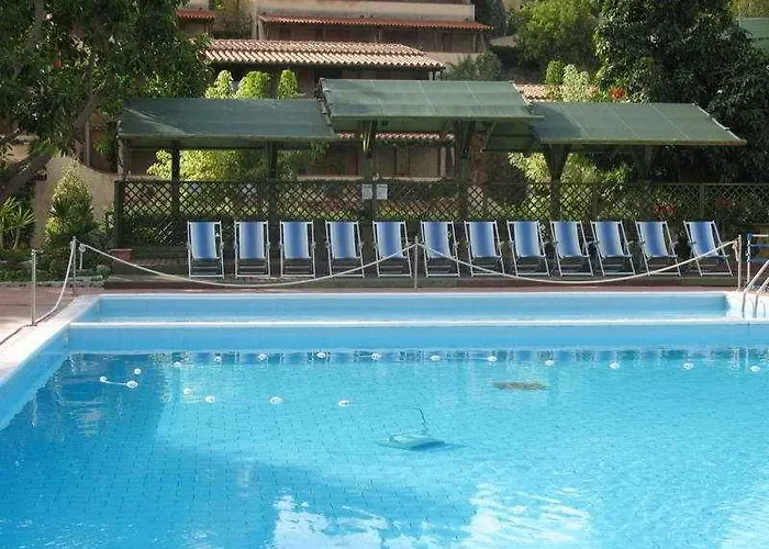 Villaggio L'olivara 3*